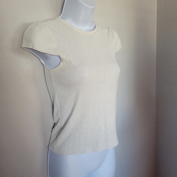 Zara Trafaluc Small Ivory White Short Sleeve Shirt Top Stretchy Crop Layering - Picture 2 of 6